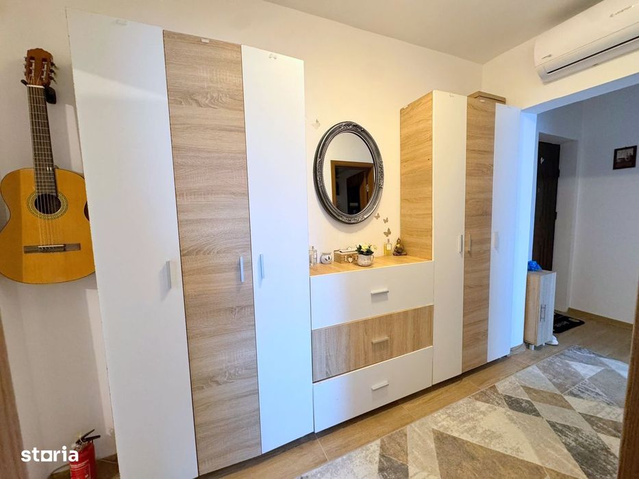 B-dul ENERGIEIE, Apartament 2 cam Decomandat, Mobilat, gata de Mutat!