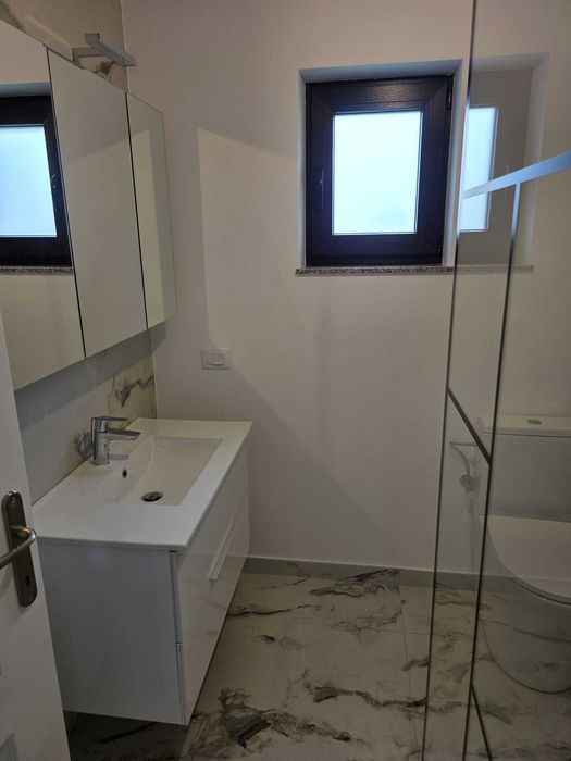 Manastirea Humorului - Casa noua 4 camere, 240 mp + 1675 mp teren