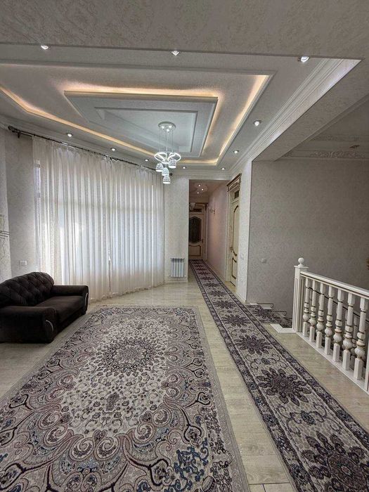 5 sotix, 11 xona, Yangi hayot metro, elitniy mahalla