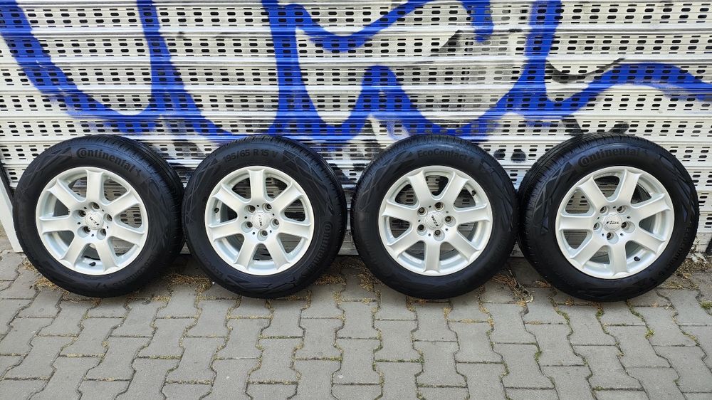 Алуминиеви джанти Rial 5x112 с летни гуми Continental 195/65/15