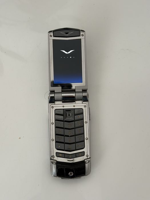 Vertu Constellation Ayxta