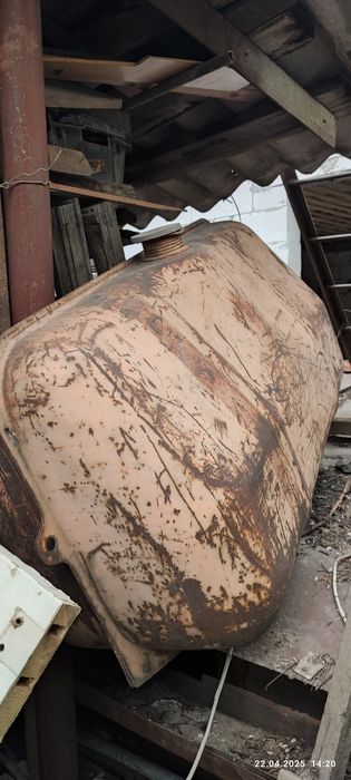 Продам Бак металлический
