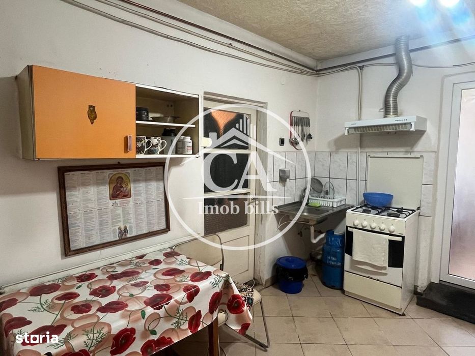 Casă de vânzare cu 5 camere în Cihei, Bihor