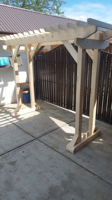 Pergola cu leagan