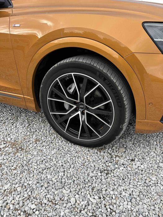 Джанти с гуми Audi Q8,Q7