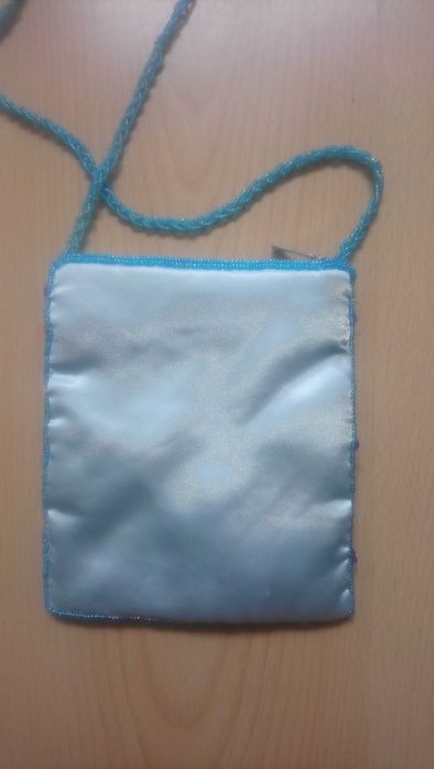 Малка чанта за през рамо