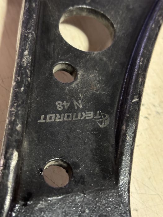 Рычаг передний  Камри 20 -25 левый