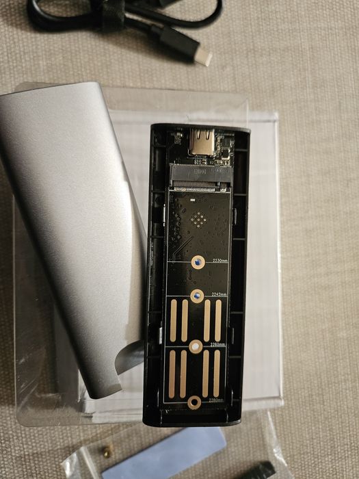 Carcasa/Rack Extern M2 NVME  SSD, USB 3.2 Gen2