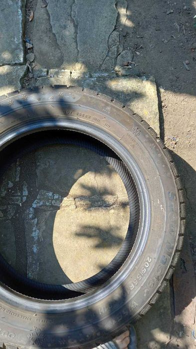 Продавам джанти и гуми.