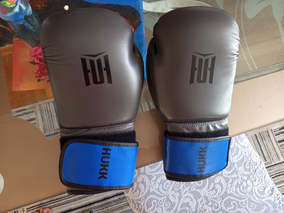 Боксерские перчатки 14оз