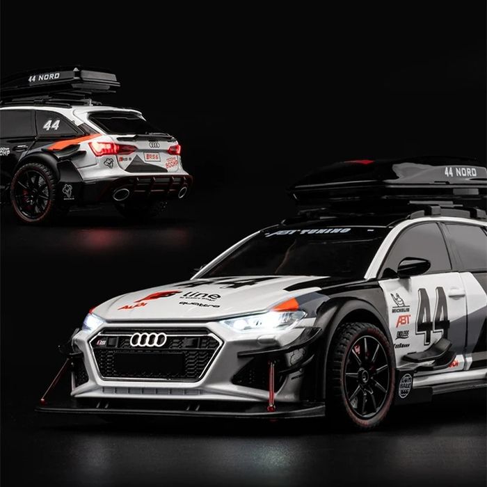 Macheta auto Audi RS6, metalica, scara 1:24