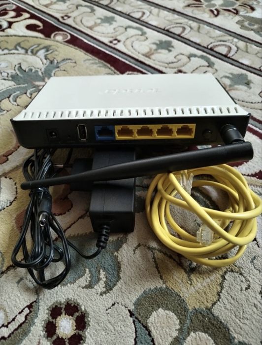 Tenda 3G-роутер  3G611R+