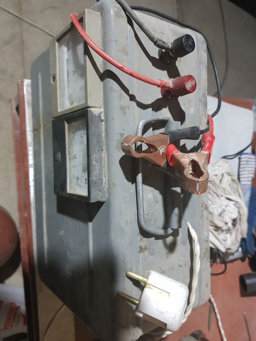 Зарядное устройство 12 Вольт