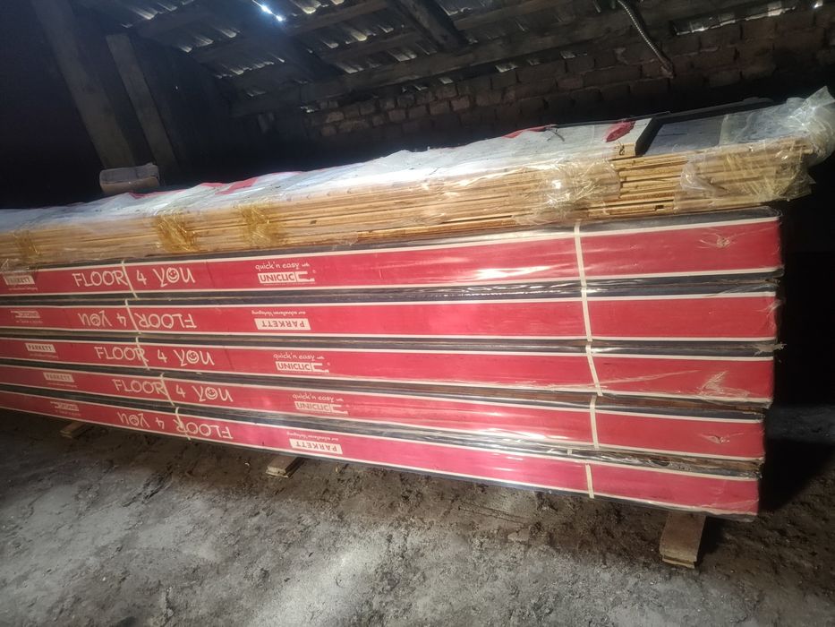 Parchet stratificat lemn masiv