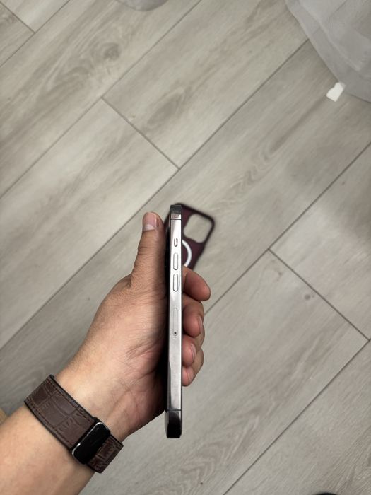 Продам айфон 13 про 128г