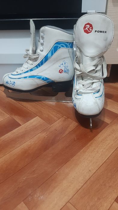 Коньки фигурные 36 размер