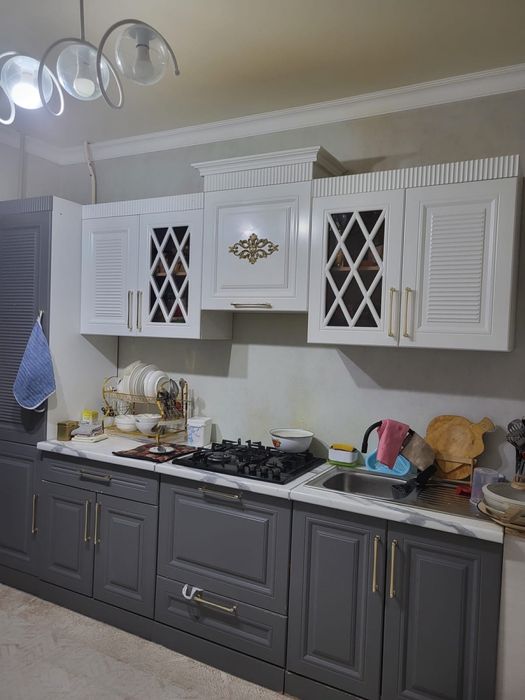 Кухонный мебель плита