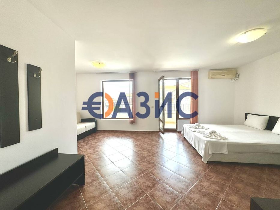 Продава се Едностаен апартамент в с. Кошарица, Област Бургас - 51 кв.м за 489 €/кв.м - Снимка #2