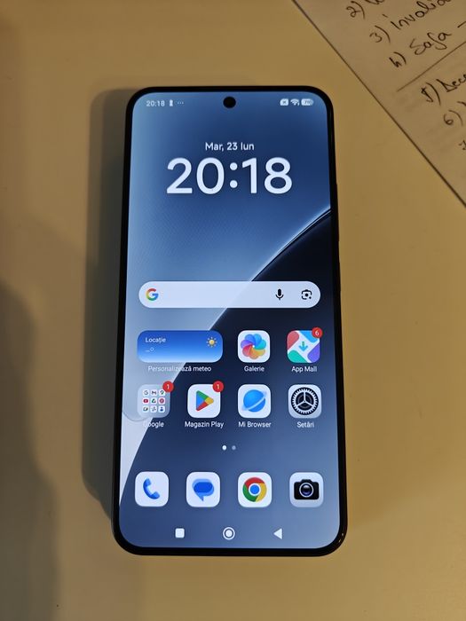 Xiaomi 15 528 GB.(16 GB cu extensie de stocare