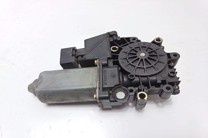 Motoras macara geam fata dreapta 0536001401 Audi A4 B5