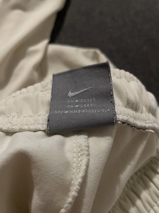 Pantaloni Nike Crem Marimea S