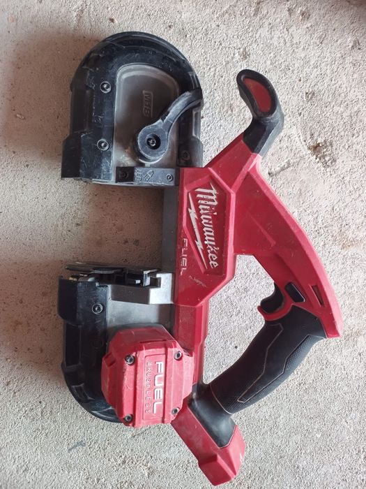 Milwaukee fbs85 taietorpanza