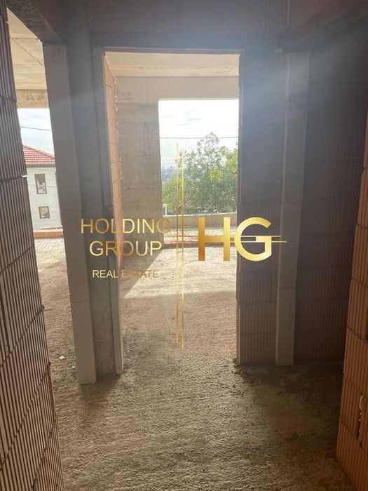 Продава се Двустаен апартамент в Варна, м-т Пчелина - 55 кв.м за 1582 €/кв.м - Снимка #1