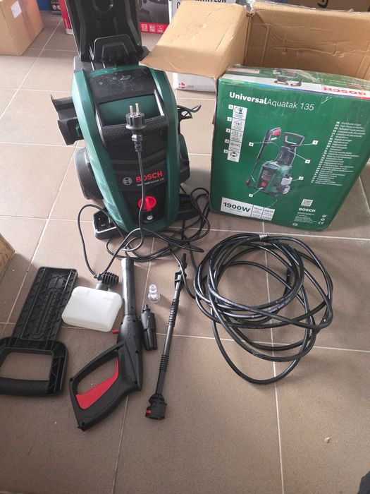 BOSCH UniversalAquatak 135, Masina de spalat de înaltă presiune, 1.900 W, 135 bar, 450 l/h
