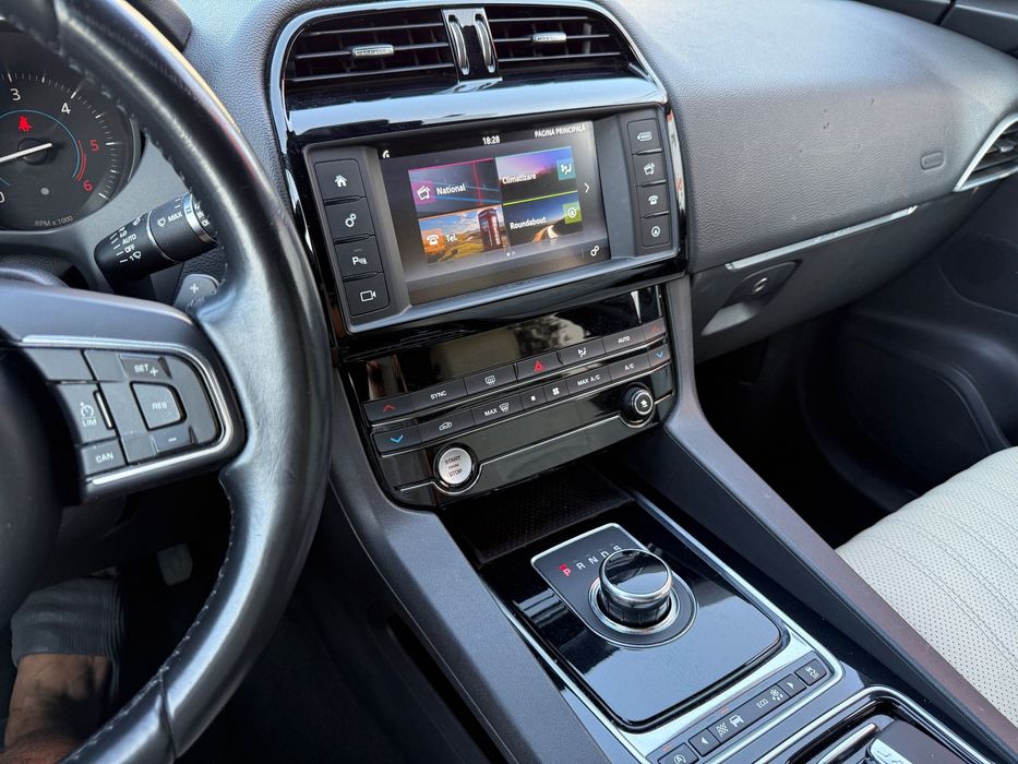 Jaguar F-Pace Automat 4x4