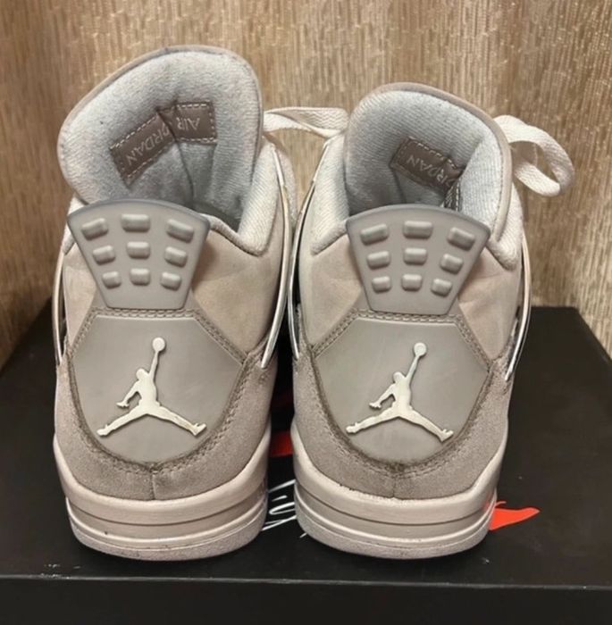 Jordan 4 frozen moments