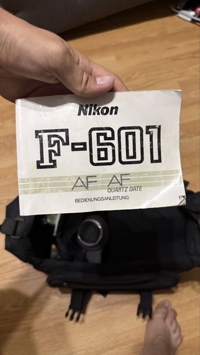Kit foto Nikon F-601 AF + Sigma + Tamron 200-400mm + Blitz + Geantă