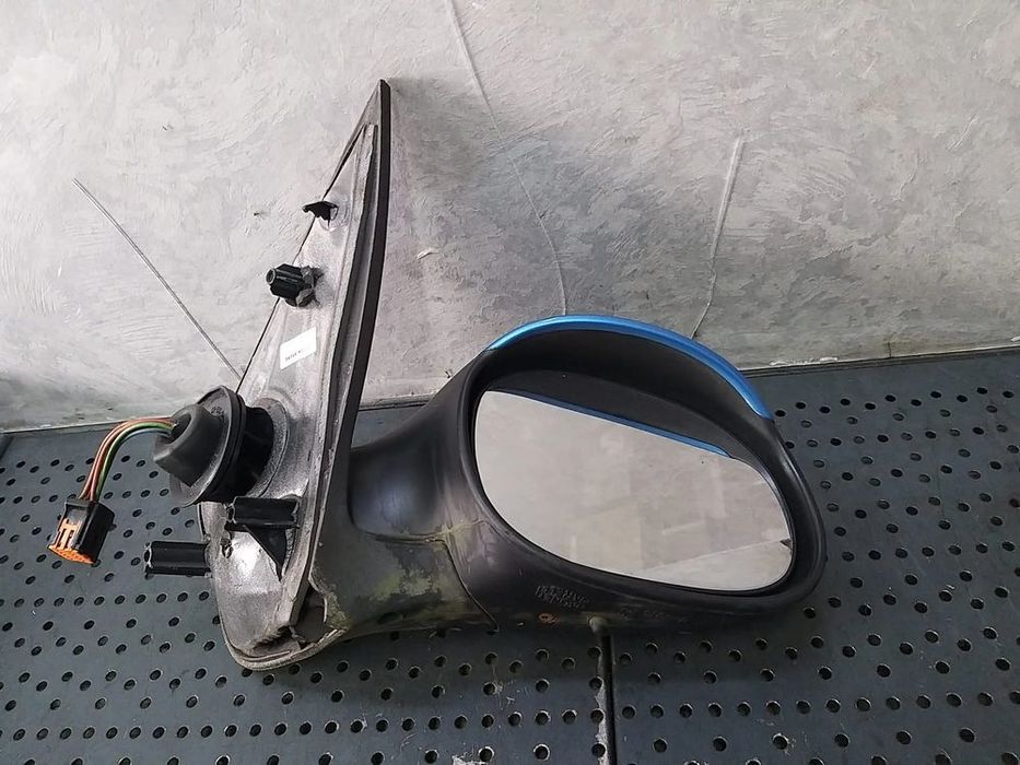 Oglinda electrica dreapta peugeot 206 2a c 96480957xt