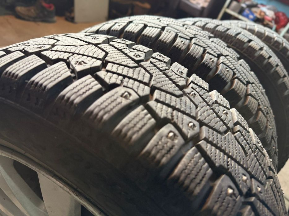 Шины с диском на ваз185.60.р 15