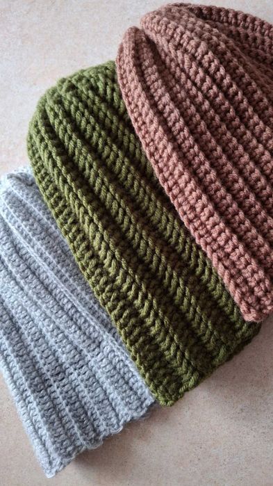 Шапка вязаная крючком