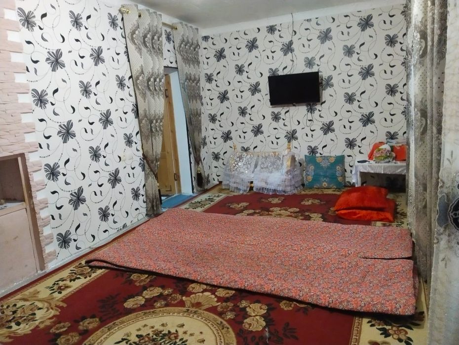 Уи сотилади 5 хонали