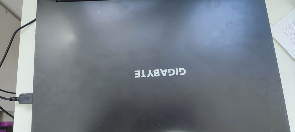 Продам игровой ноутбук Gigabyte