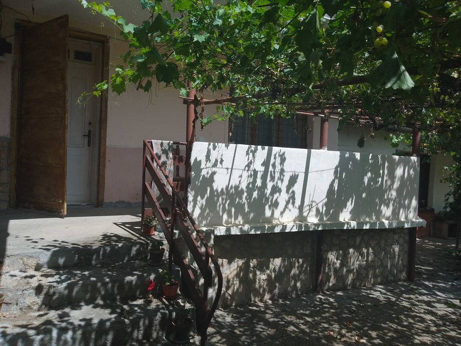 Продава се Къща в с. Садовец, Област Плевен - 505 кв.м за 46 €/кв.м - Снимка #8