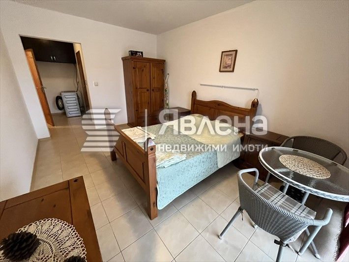 Дава се под наем Двустаен апартамент в к.к. Слънчев бряг - 60 кв.м за 200 € - Снимка #4