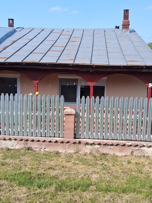 casa de vanzare Smardan-Tulcea sau schimb cu apart.