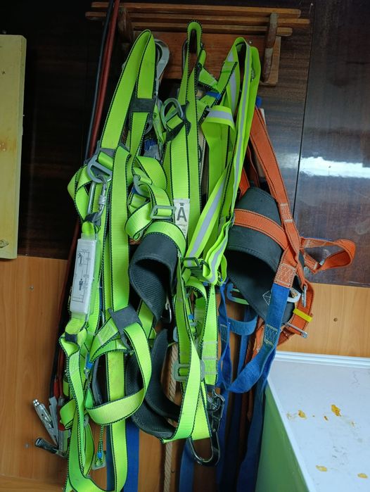 Страховочные ремни безопасности