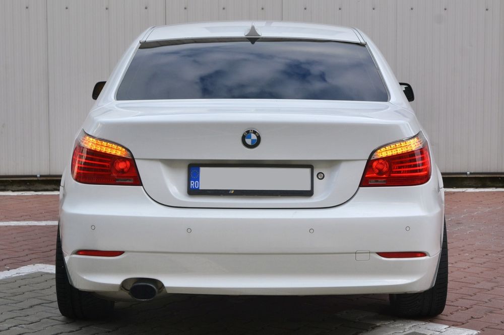 BMW Seria 5 E60 LCi/ 520d/ 2.0 diesel/ 2008 177cp/ Navi Mare/ Înmatric