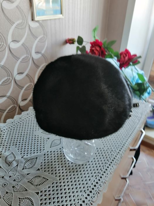 Продам шубу мутон с вставками из норки