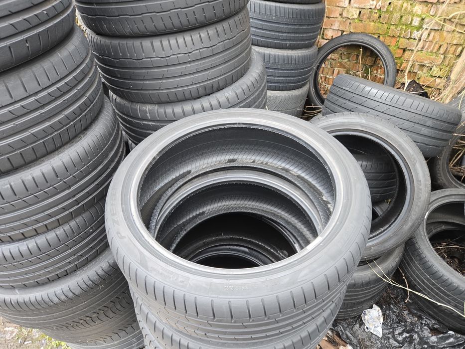 255 35 19 и 225 40 19 Pirelli RunFlat летни.