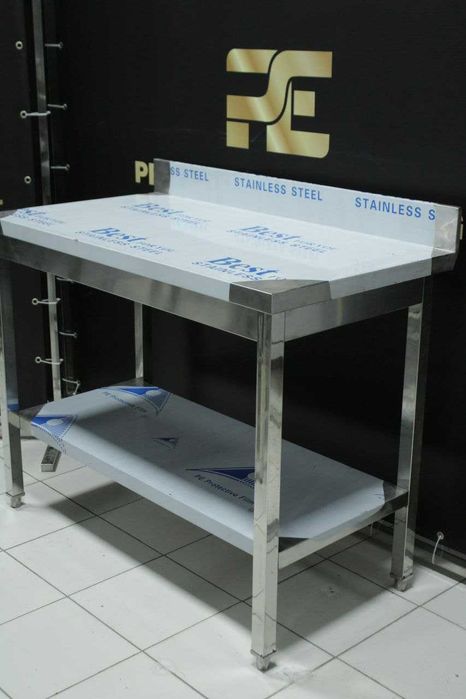 Стол из нержавейки.  Stol Nerjaveyka