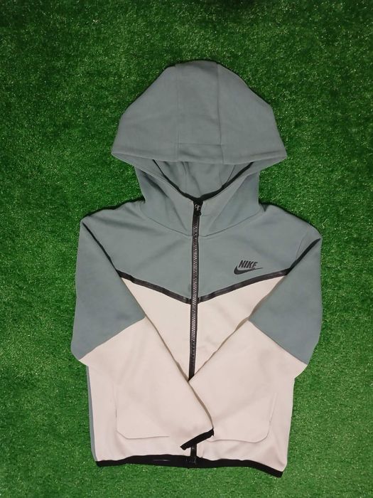 Nike tech fleece