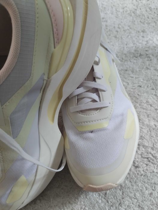 Маратонки    PUMA