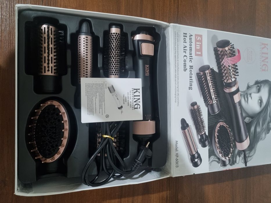 Продам фен с насадками