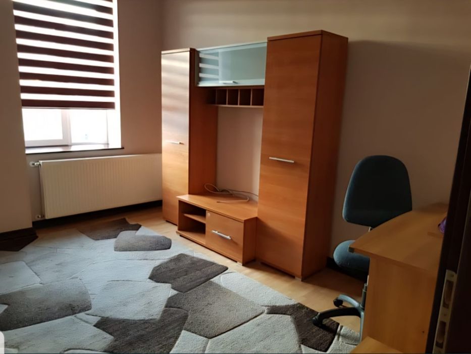 Inchiriez apartament ultra central