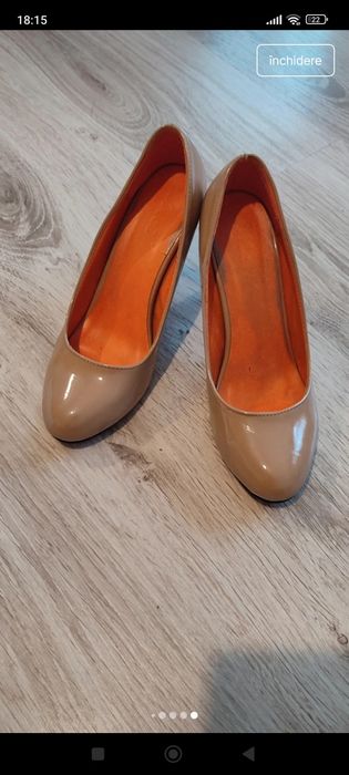 Pantofii mărimea 37