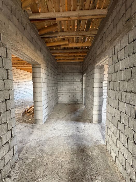 Продается недостроенный дом